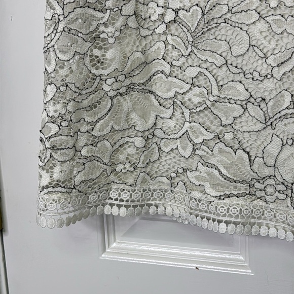 Cream Short Sleeve Lace Blouse with Embellished Design - Picture 9 of 9